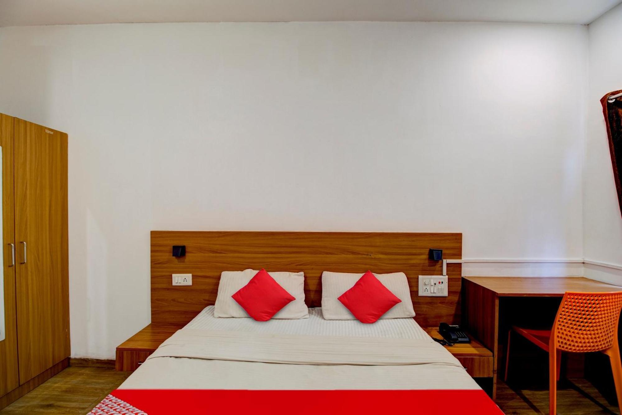 Hotel O Hill View Residency Near Aca Stadium Гувахати Экстерьер фото